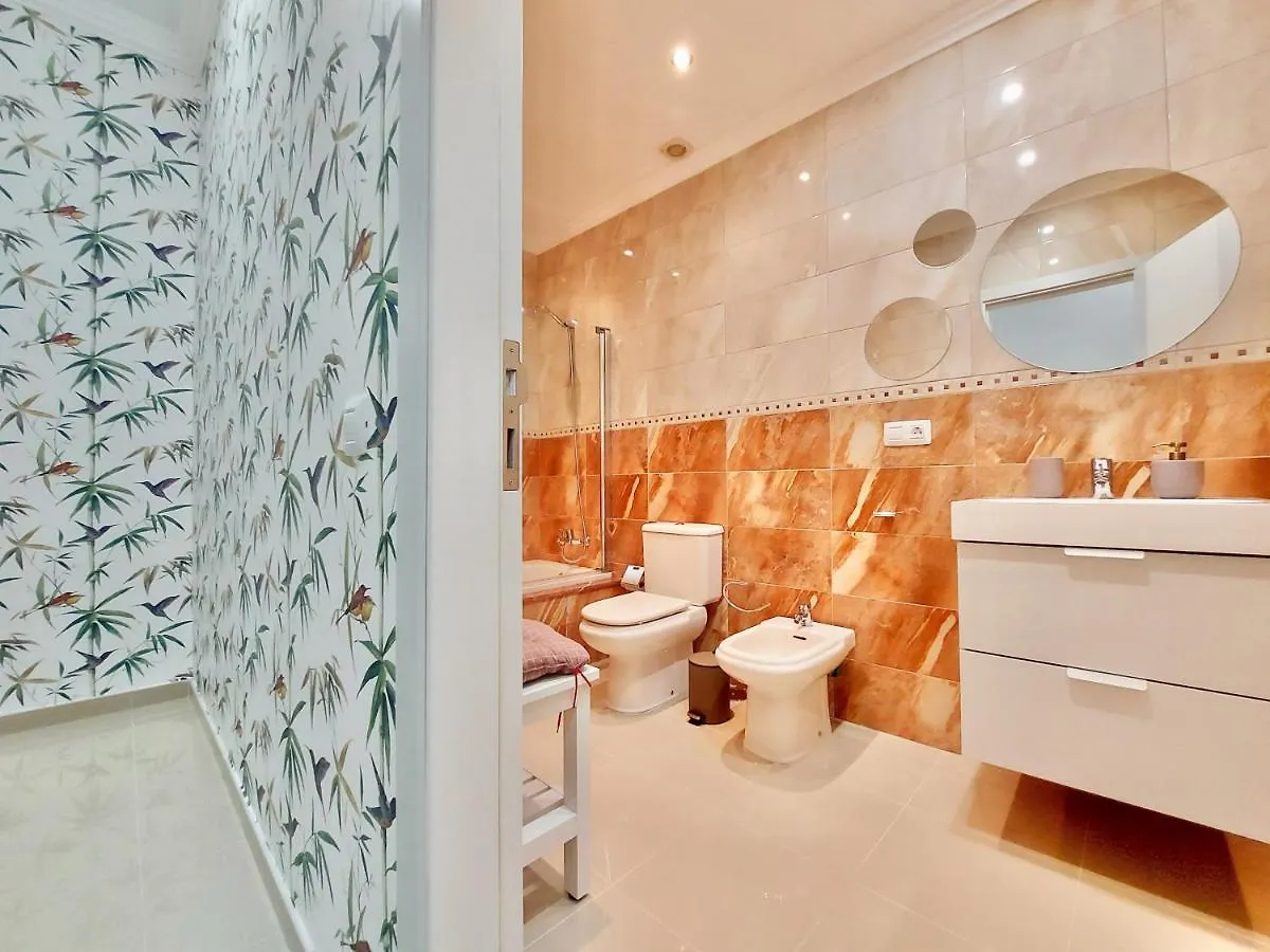 Aromas Suites Apartments 拉克鲁斯
