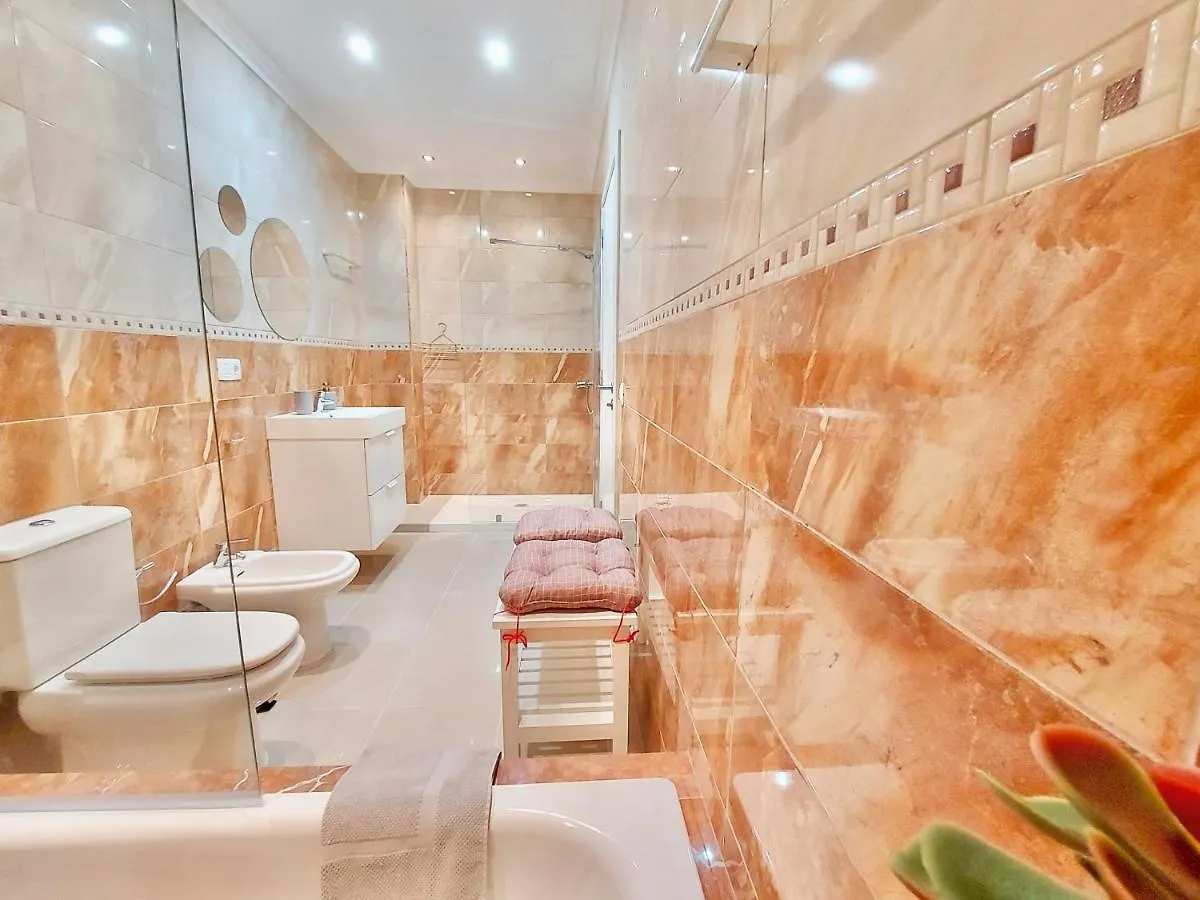 Aromas Suites Apartments 拉克鲁斯