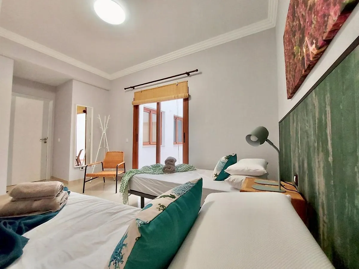 Aromas Suites Apartments 拉克鲁斯